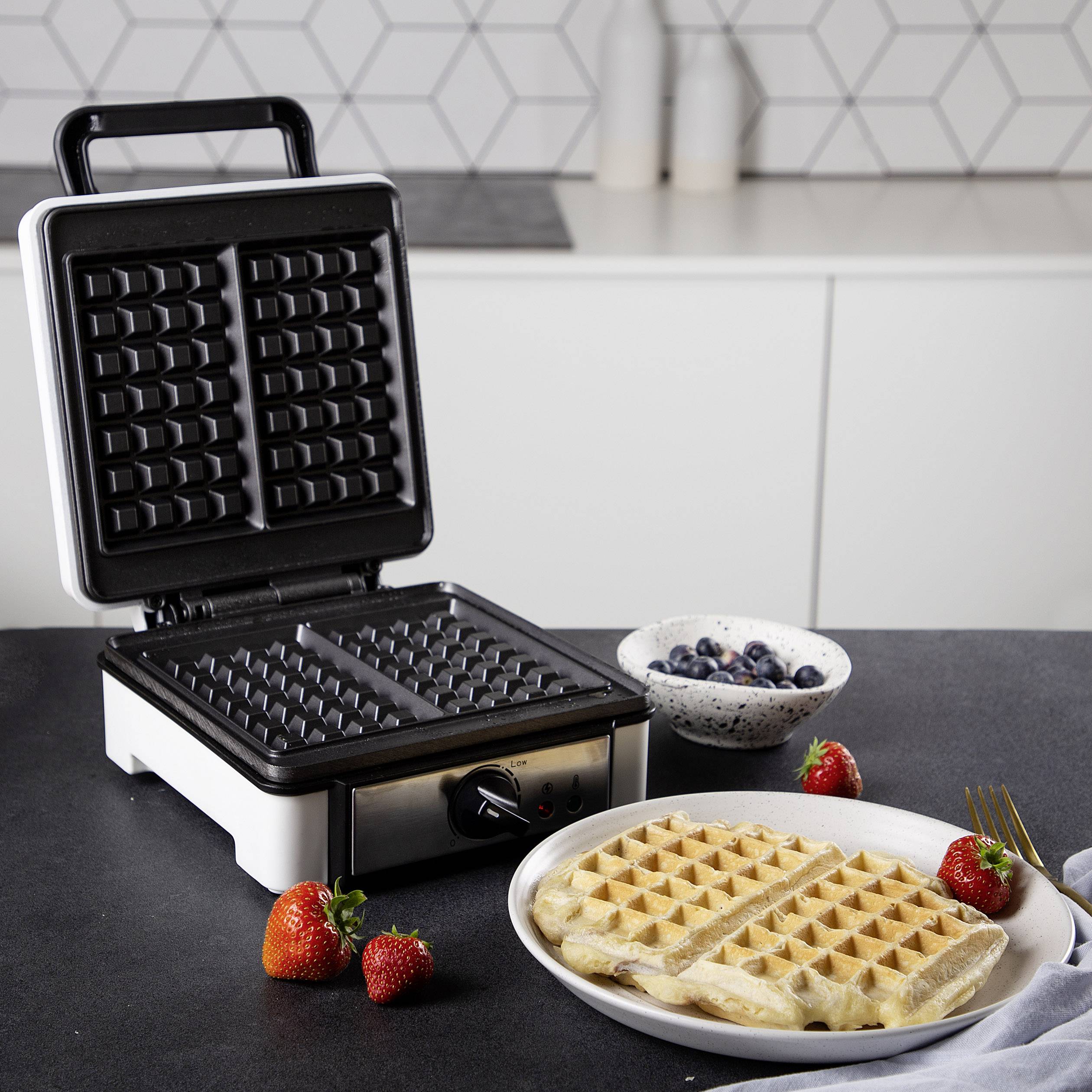 Princess 01.132397.01.001 Waffeleisen mit manueller Temperatureinstellung Weiß