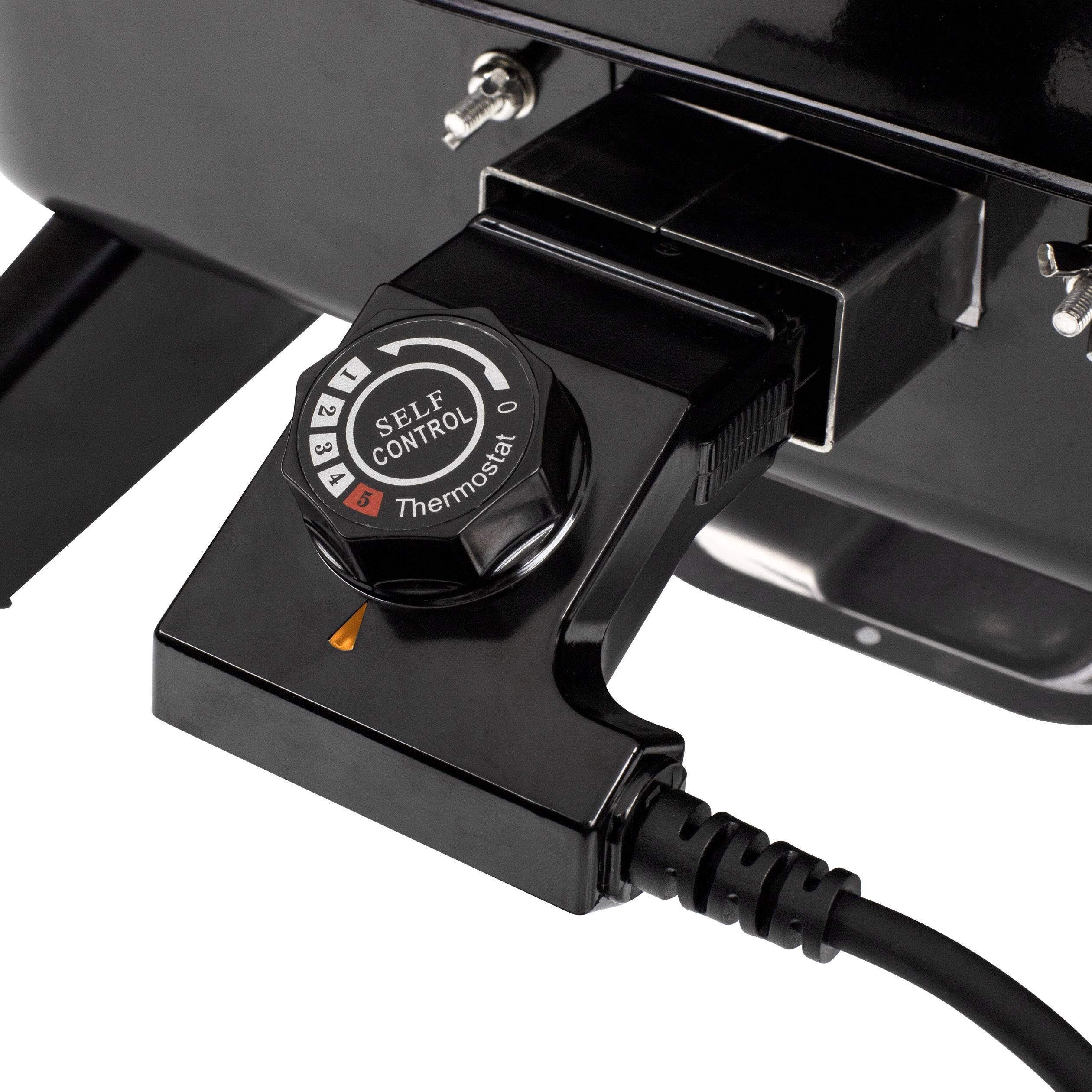 Elektrischer Thermostatregler mit einem großen schwarzen Drehknopf, der auf 'Self Control' und eine numerische Skala zeigt.