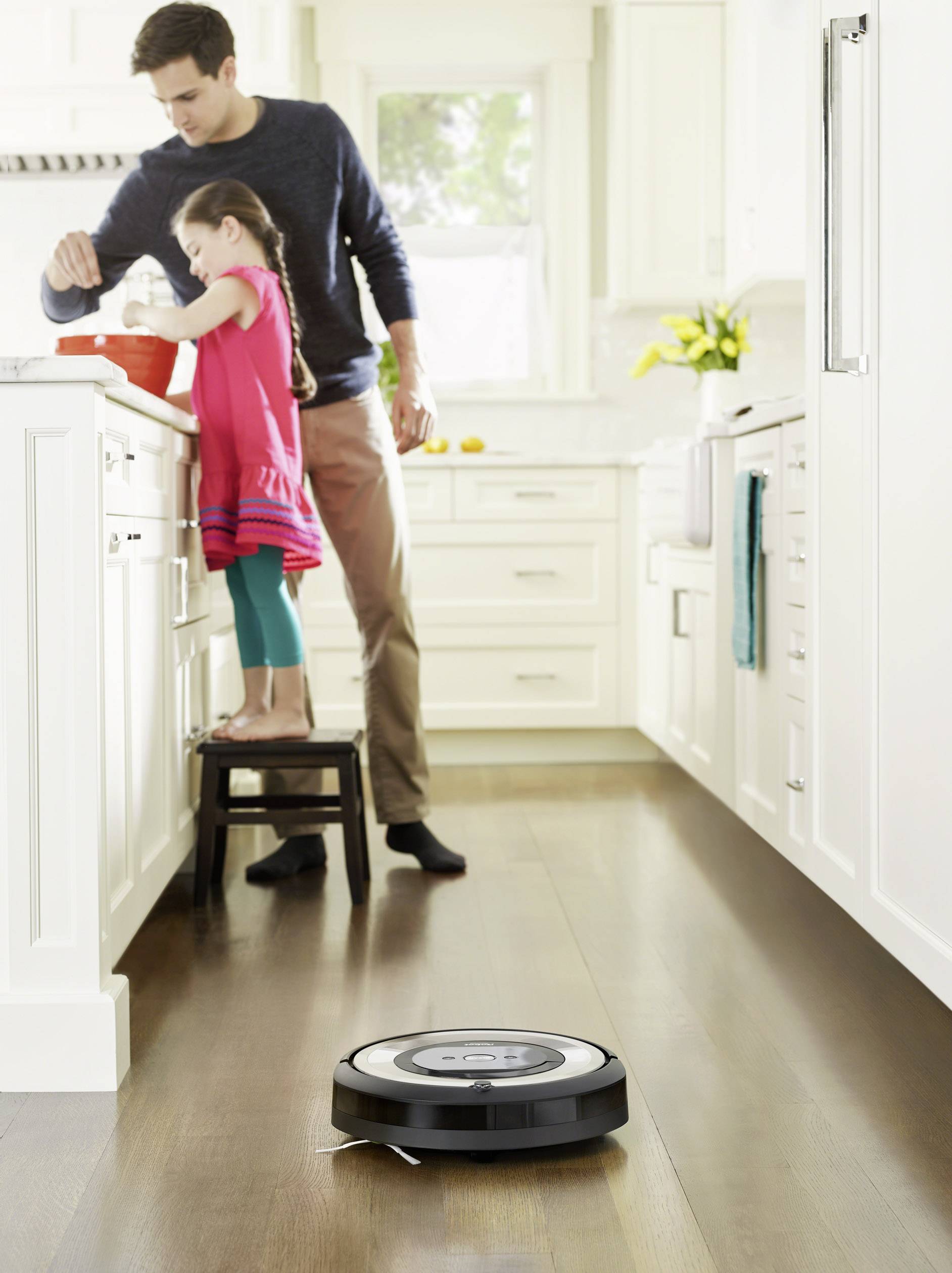 iRobot DE Roomba e5152 Saugroboter Schwarz, Silber