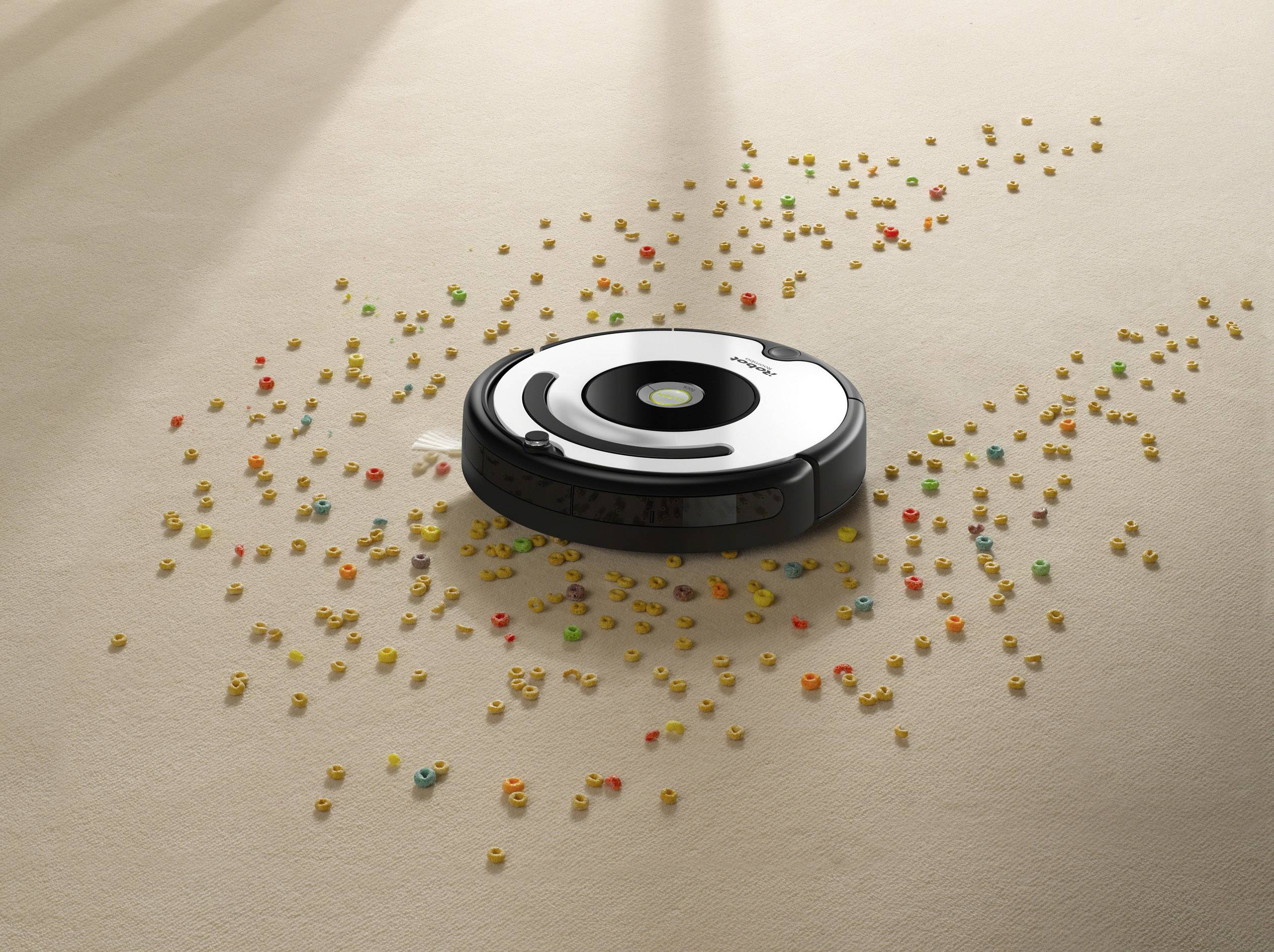 IRobot Roomba 675 Saugroboter Silber, Schwarz