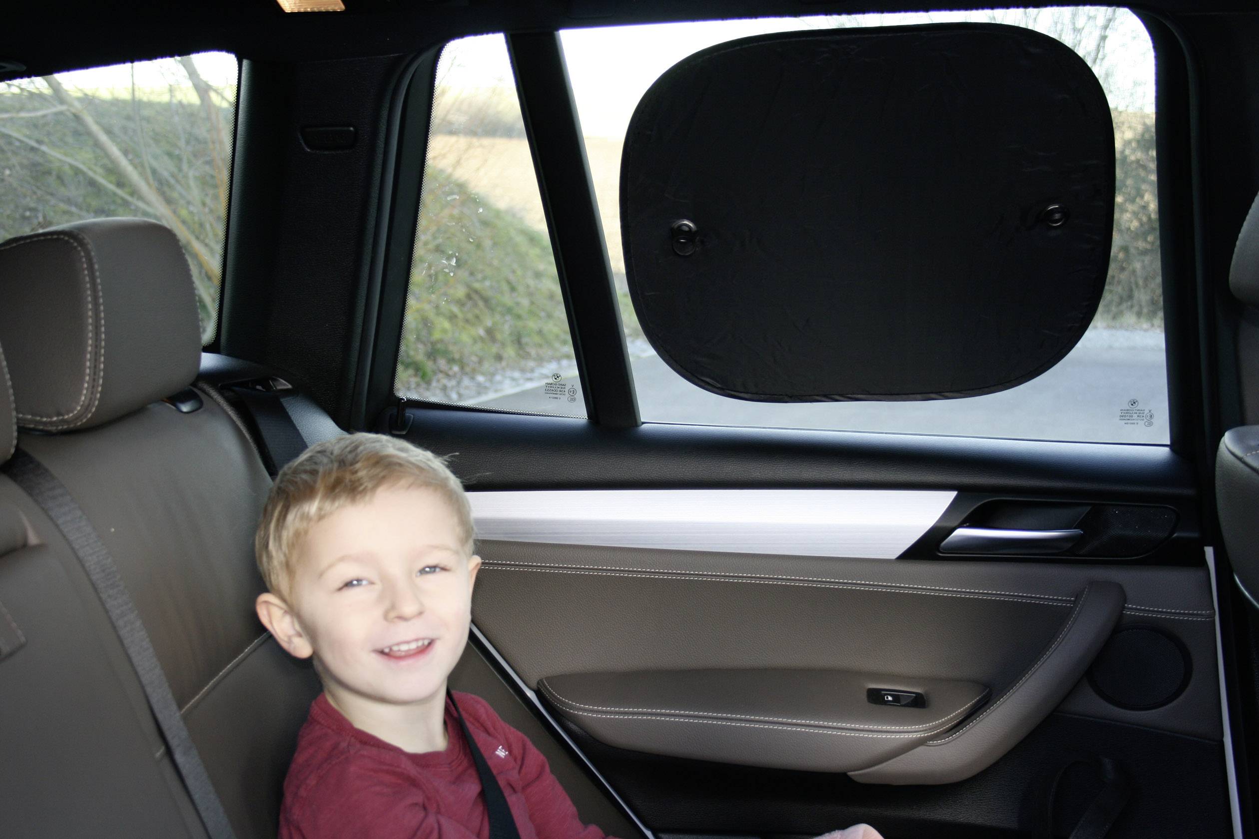 IWH 19251 19251 Sonnenschutz 44 cm x 36 cm x 0.5 cm