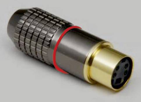 Ein XLR-Kabelstecker mit einem goldfarbenen Anschluss, geeignet für professionelle Audioverbindungen.