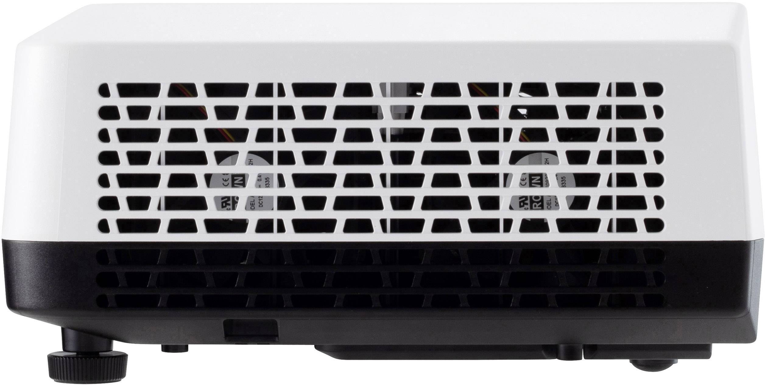 Ein weißer Projektor mit schwarzem Sockel, Frontansicht. Rechteckiges Design mit Lüftungsgittern.