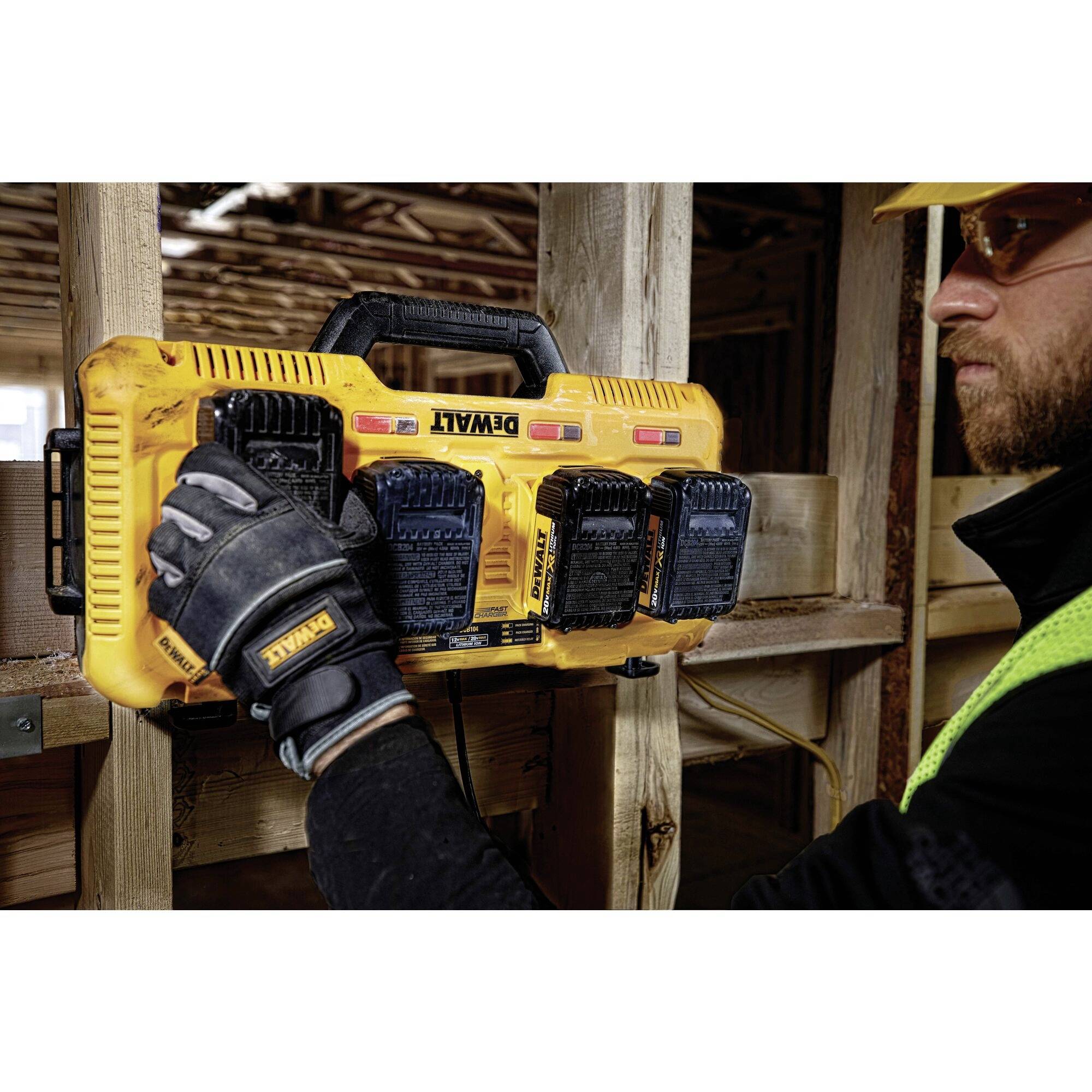 DEWALT DCB104 Schnellladegerät DCB104-QW