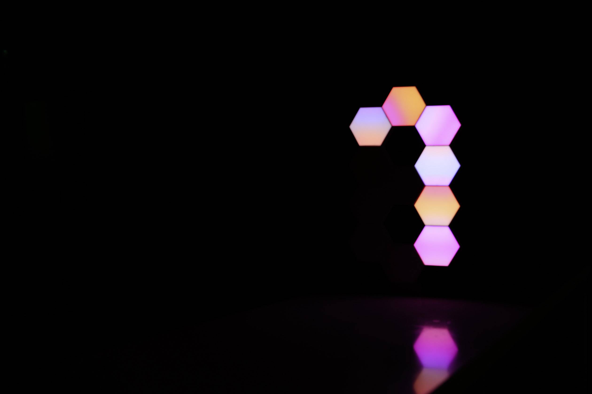 Cololight Smart Home Lichtsystem (Starter-Set inkl. Erweiterungsmodul) RGBW Alexa, Google Home