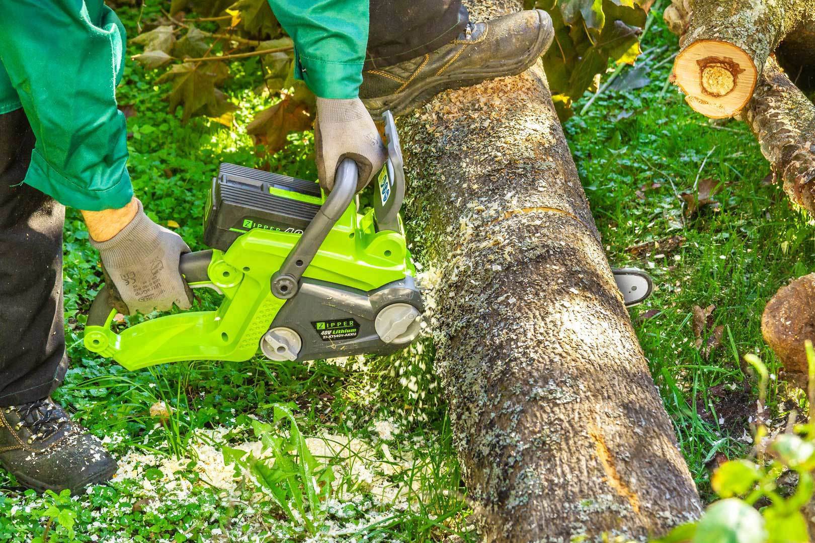 Zipper ZI-KTS40V-AKKU Akku Kettensäge ohne Akku 40V Schwertlänge 310mm