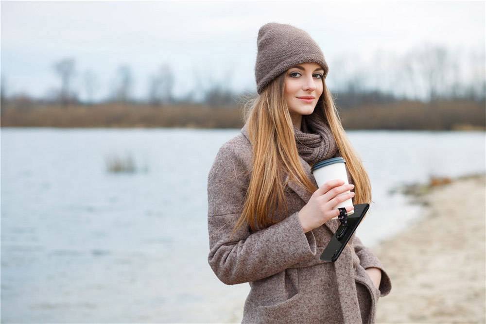 Goobay Finger Strap (silber/blau) Handy Ständer Silber-Blau