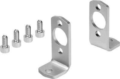 Vier silberne Schrauben und zwei rechtwinklige Halterungen aus Metall zur Befestigung von Objekten.