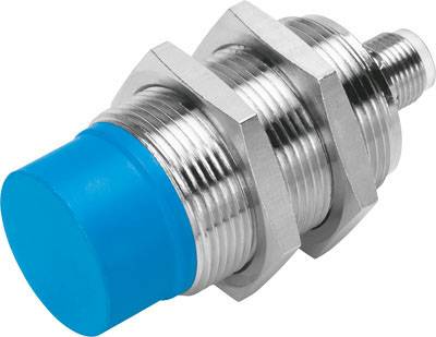 Ein zylindrischer, metallischer Sensor mit einem blauen, runden Ende. Er hat ein geripptes Gehäuse und ein Gewinde zur Befestigung.