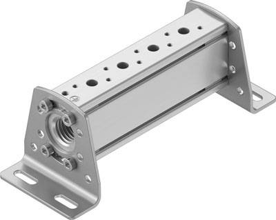 Metallischer Haltewinkel mit mehreren Bohrungen, geeignet zur Befestigung oder Montage in mechanischen Anwendungen.