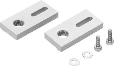 Zwei rechteckige Metallplatten mit Langlöchern und Gewinden, zwei Schrauben und zwei Unterlegscheiben.