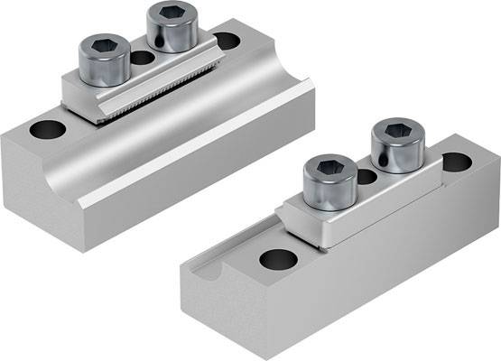 Zwei metallische Maschinenteile mit Schrauben, die als Befestigungselemente dienen. Sie sind parallel zueinander angeordnet.