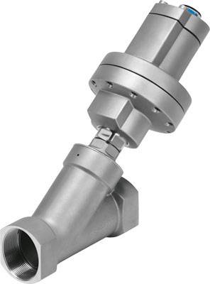 Ein Edelstahl-Ventil mit Y-Form und Gewindeanschlüssen, geeignet für industrielle Anwendungen wie Regelung von Flüssigkeitsstrom.