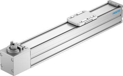 Ein silberner Linear-Antrieb mit einem rechteckigen Profil und einer gleitenden Plattform in der Mitte, geeignet für Automatisierungstechnik.