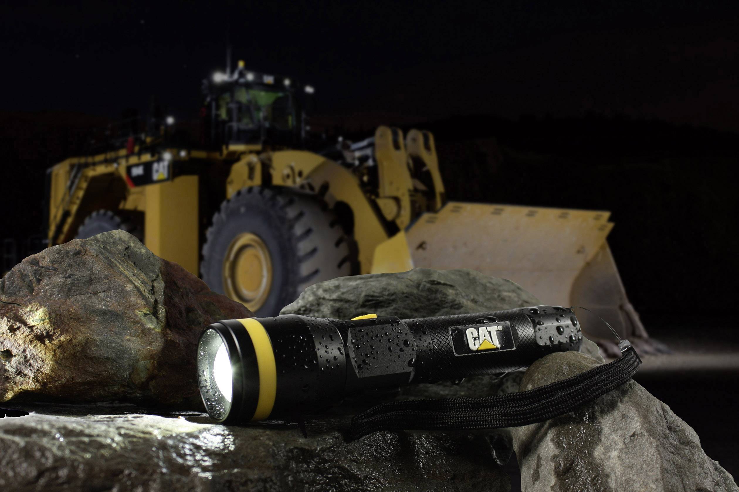 CAT CT2500 Focus-Tactical LED Taschenlampe batteriebetrieben 350lm 8h 198g