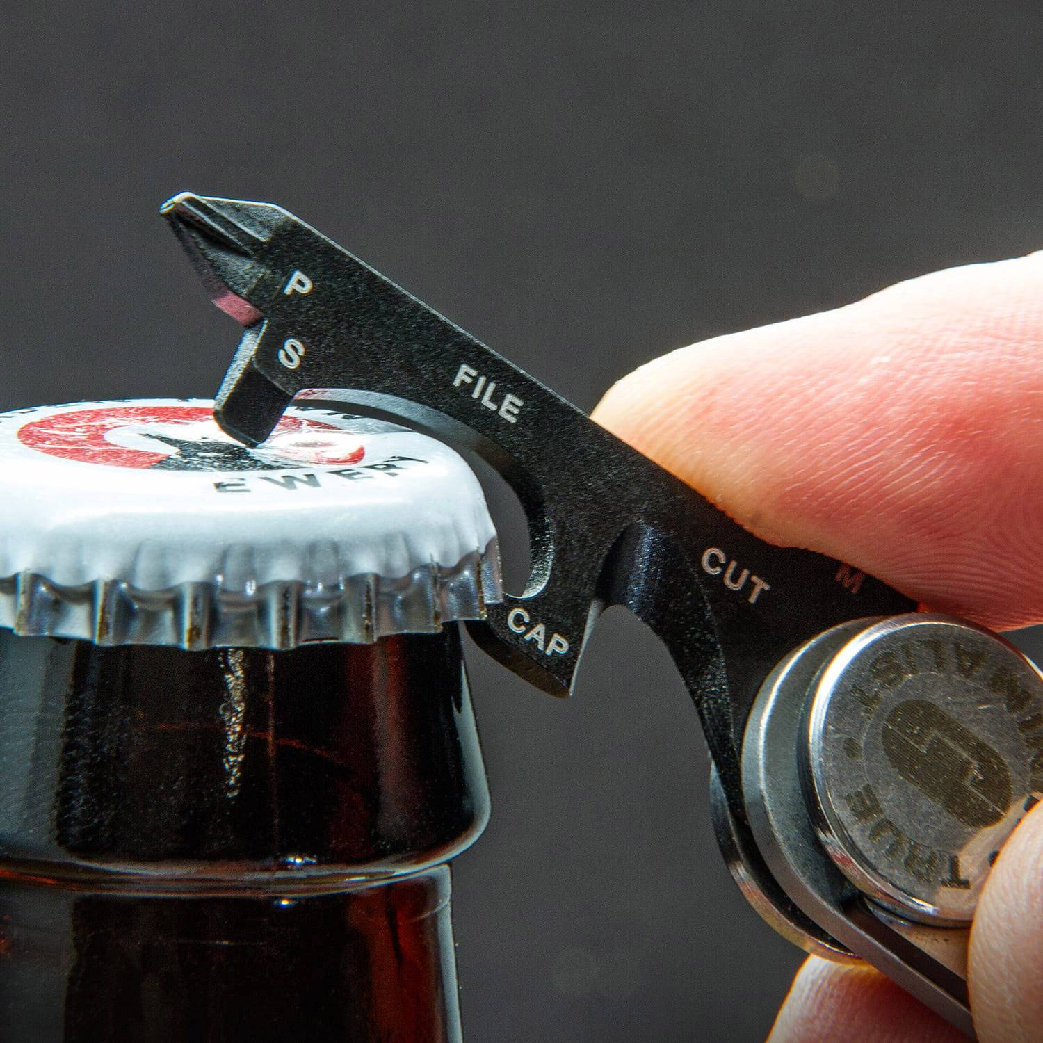 True Utility Minimalist TU208 Multitool Anzahl Funktionen 7 Edelstahl, Schwarz