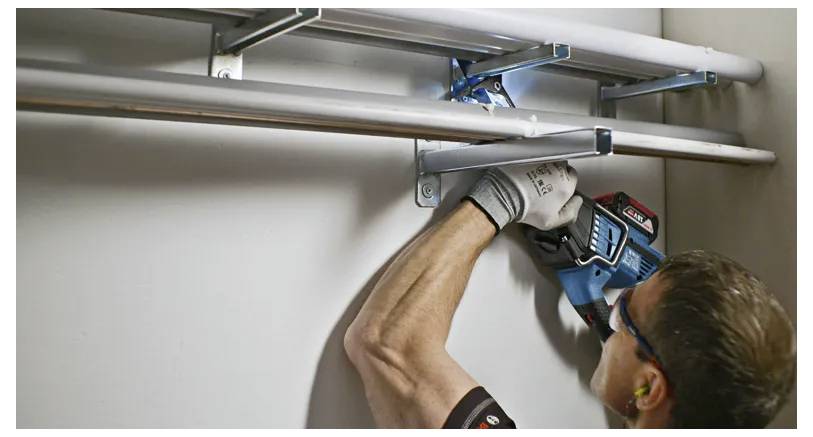 Bosch Professional Akku-Säbelsäge 06016A8109