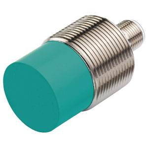 Ein zylindrischer, metallischer Sensor mit türkisfarbener Kunststoffabdeckung und Gewindestecker.