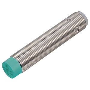 Zylindrischer metallischer Sensor mit grüner Kappe, ausgestattet mit Gewindestruktur für die Montage, vor weißem Hintergrund.