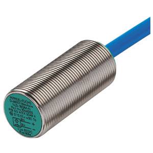 Zylindrischer, metalldetektierender Sensor mit blauem Anschlusskabel, geeignet für industrielle Anwendungen.