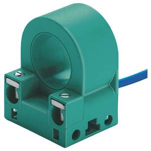 Kleiner grüner Stromsensor mit Öffnung und blauen Kabel. Dient zur Messung von elektrischem Strom in Anwendungen.