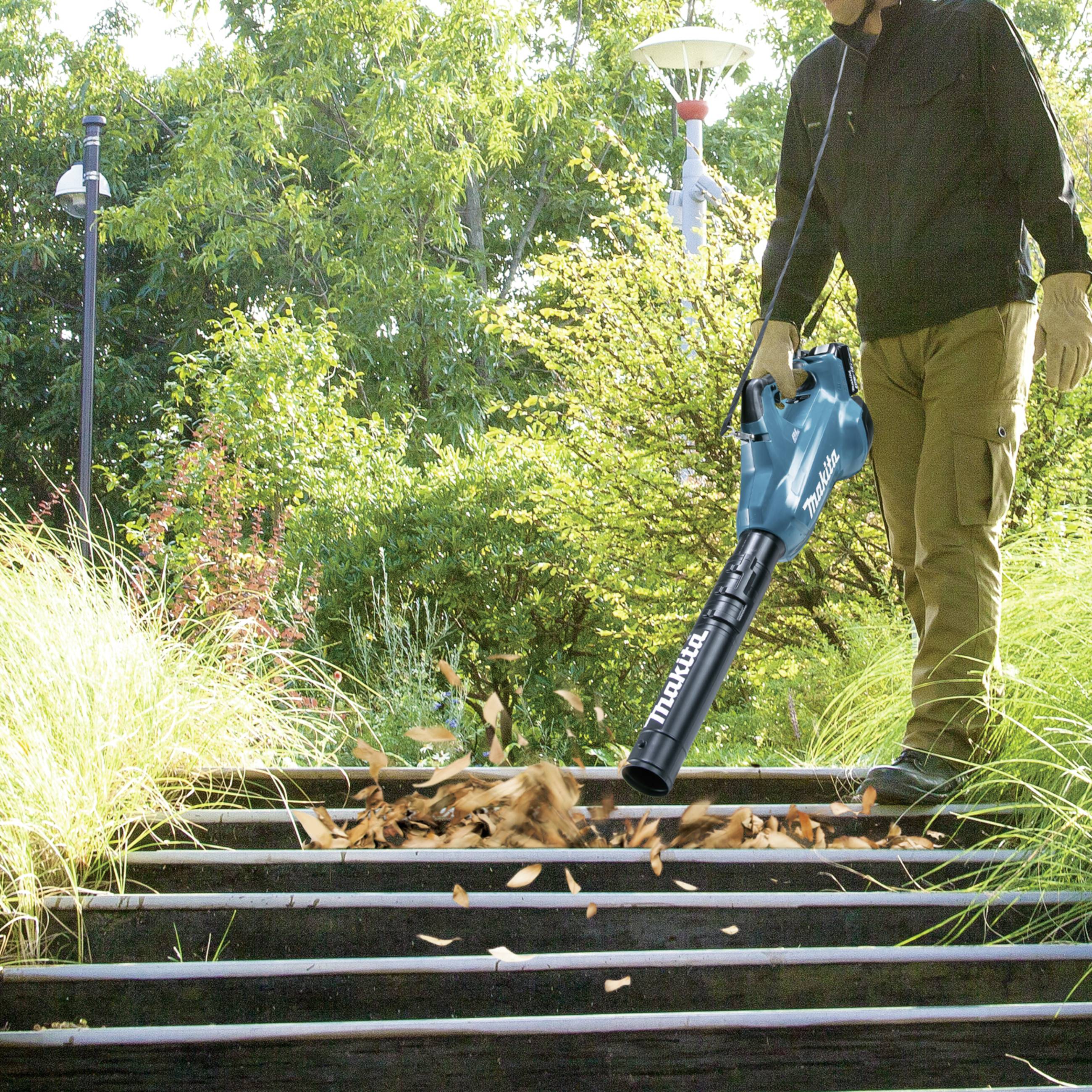 Makita DUB362Z DUB362Z Akku Laubbläser ohne Akku, ohne Ladegerät