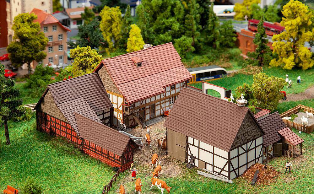 Faller 232198 N Dreiseit-Hof