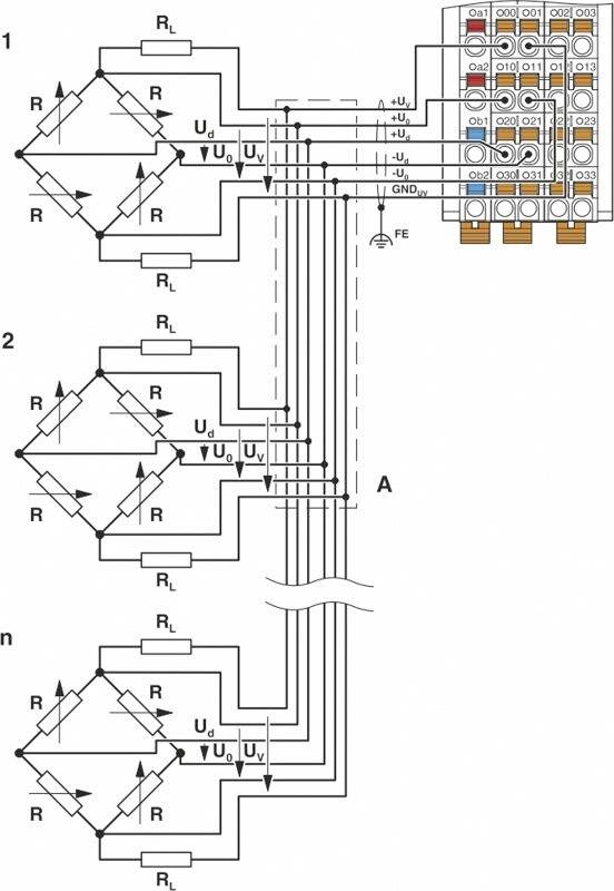 Schaltplan zeigt parallel geschaltete Gleichrichterbrücken, verbunden mit Messpunkten 'A', 'U0', und 'Ud', auf Testboard.