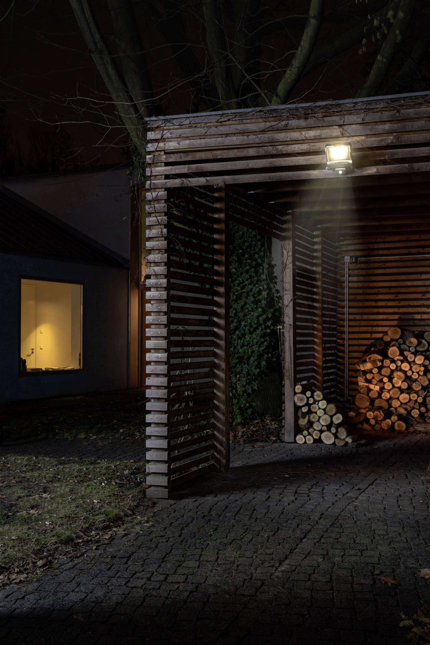 LEDVANCE ENDURA® FLOOD Sensor Cool White L 4058075206786 LED-Außenstrahler mit Bewegungsmelder 50W Leuchtfarben: Neutralweiß