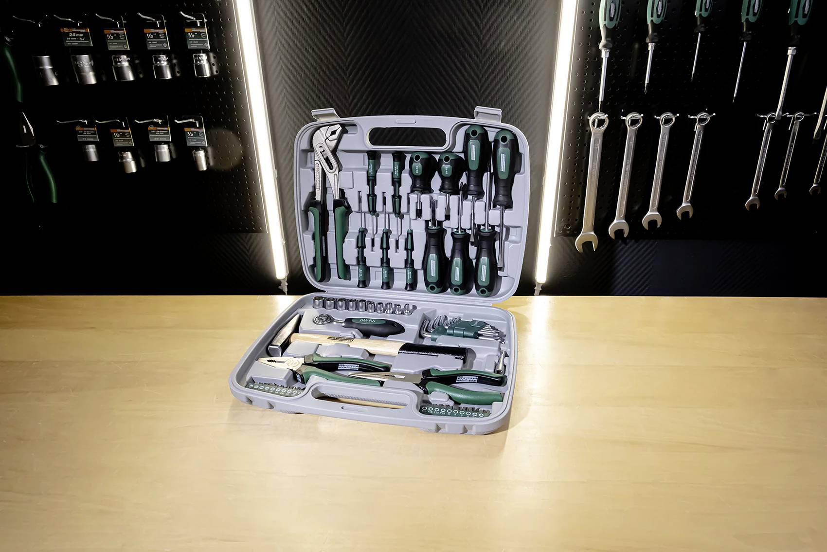 Brüder Mannesmann M29057 Werkzeugkoffer bestückt 57teilig