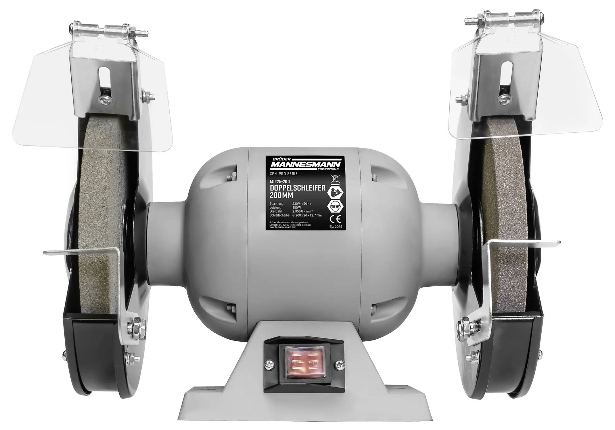 Eine graue Doppelschleifmaschine mit zwei Schleifscheiben und Schutzabdeckungen. Das zentrale Etikett zeigt Modellinformationen an. Netzschalter darunter.