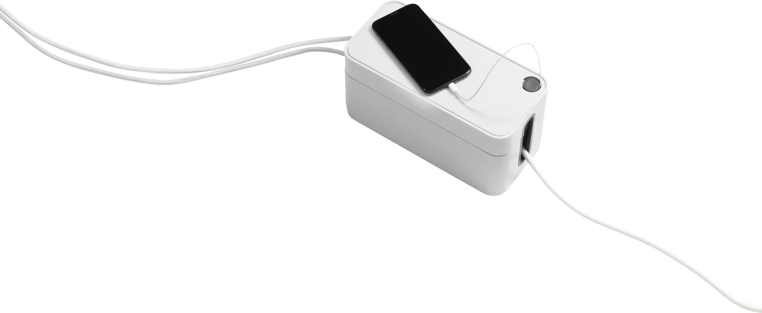 Ein weißer Kabelorganisator mit mehreren Kabeln. Auf dem Organizer liegt ein schwarzes Smartphone, das über ein Kabel lädt.