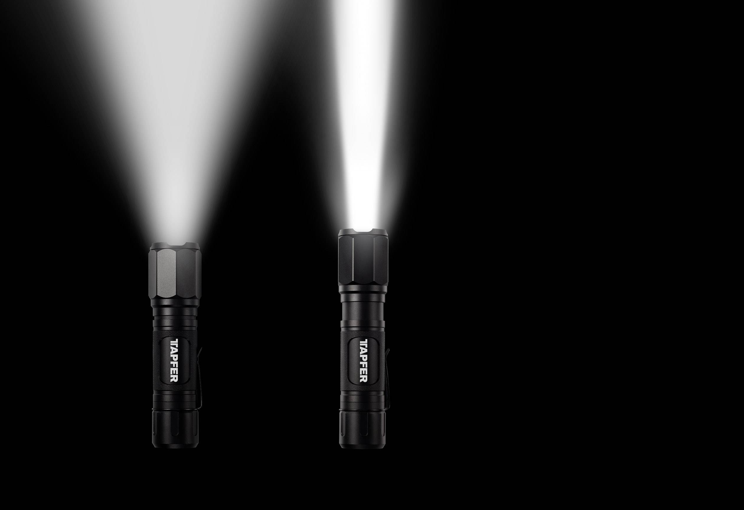 Tapfer 5004LTF LED Taschenlampe Einstellbare Punktgröße, mit Gürtelclip batteriebetrieben 1440lm 265g