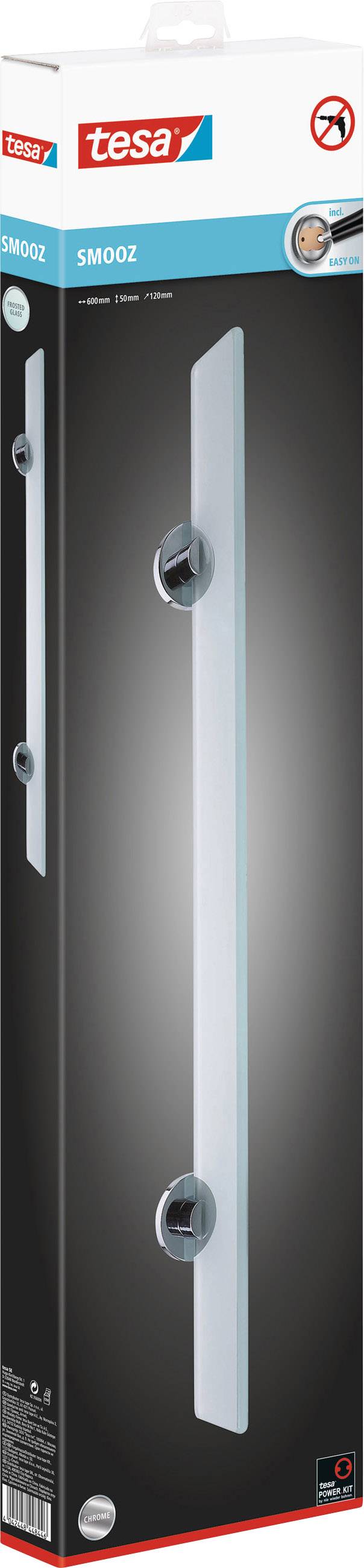 Abgebildet ist die Verpackung eines tesa SMOOZ Türgriffs in Silber. Geeignet für Glastüren, mit modernem, minimalistischem Design.