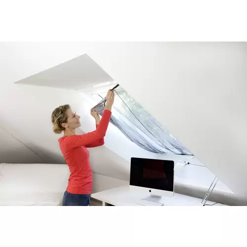 Tesa COMFORT 55924-00021-00 Dachfenster-Fliegengitter (B x H) 1200 mm x 1400 mm Anthrazit 1 St. Tesa COMFORT 55924-00021-00 Dachfenster-Fliegengitter (B x H) 1200 mm x 1400 mm Anthrazit 1 St.