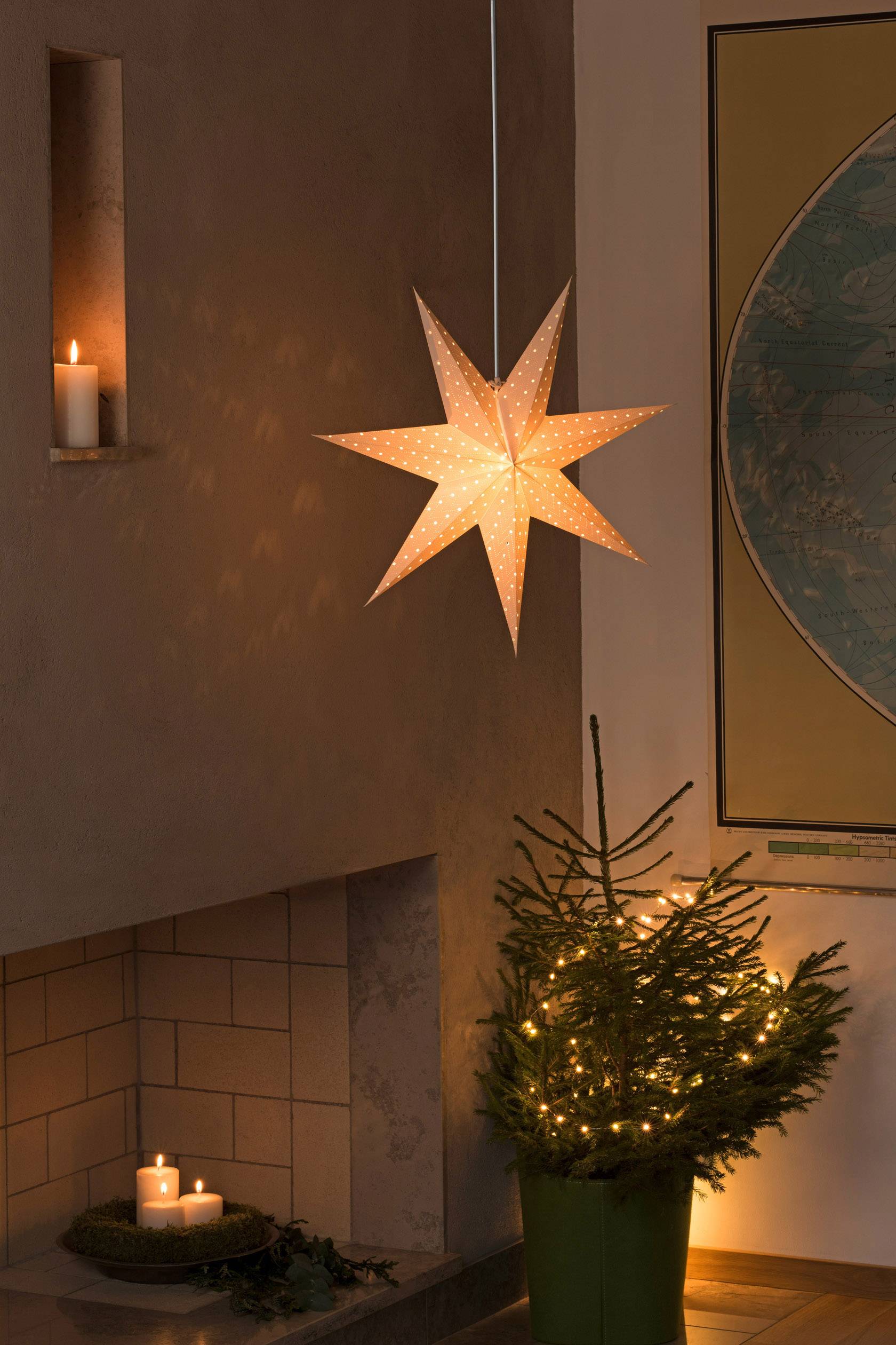 Konstsmide 2910-200 Weihnachtsstern Glühlampe, LED Weiß bestickt, mit ausgestanzten Motiven, mit Schalter