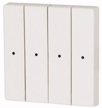 Ein weißer Vierfach-Wandschalter mit rechteckigen Tasten und schwarzen Markierungspunkten in der Mitte jeder Taste.