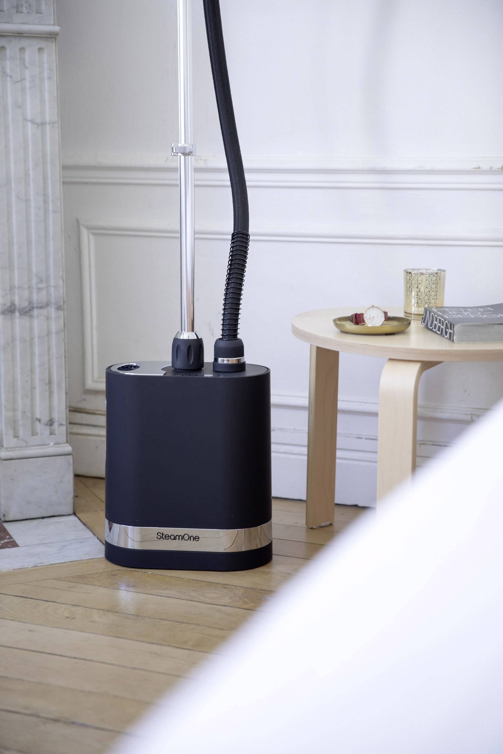 SteamOne Stilys ST70SB Dampfglätter 2000W Schwarz