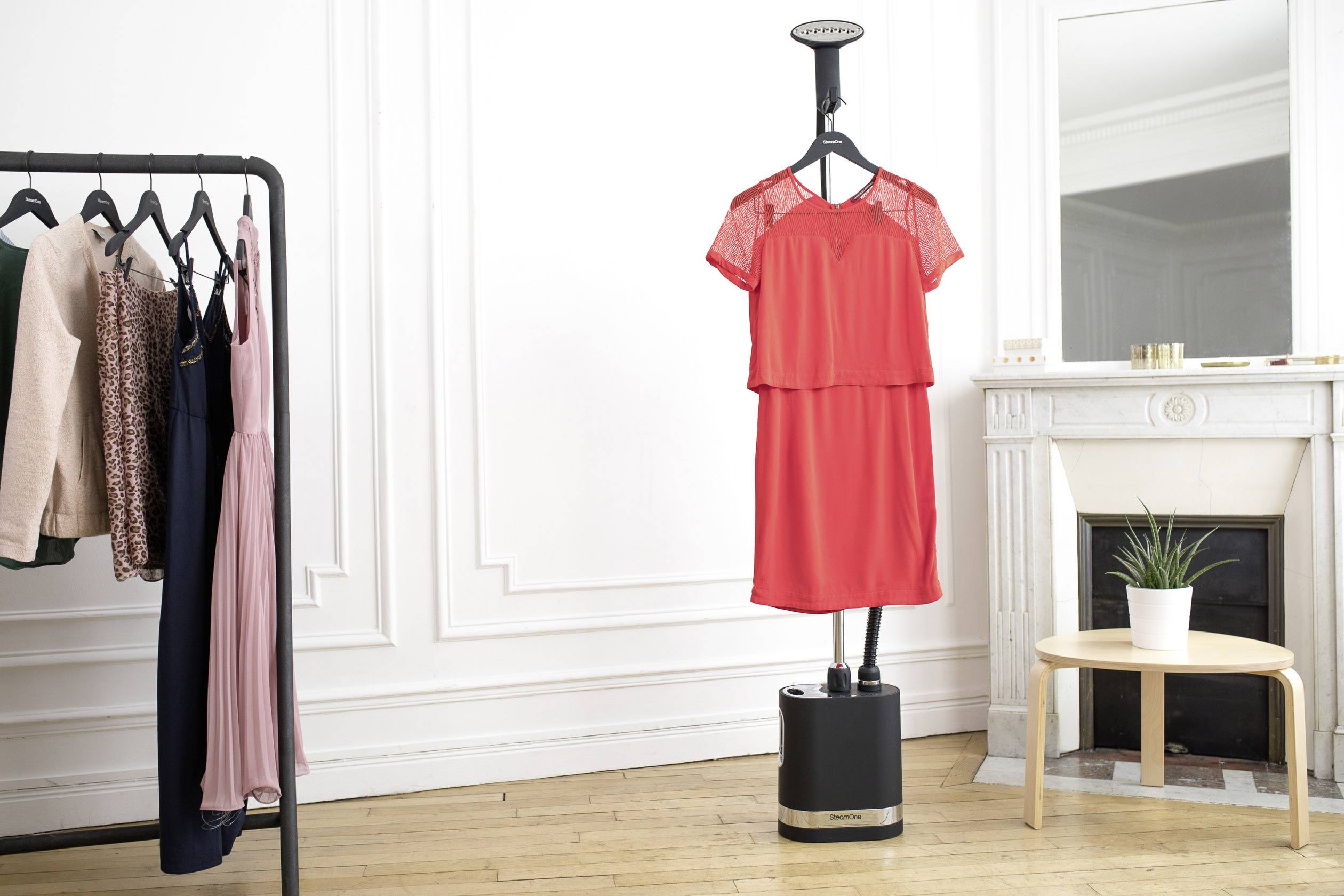 SteamOne Stilys ST70SB Dampfglätter 2000W Schwarz