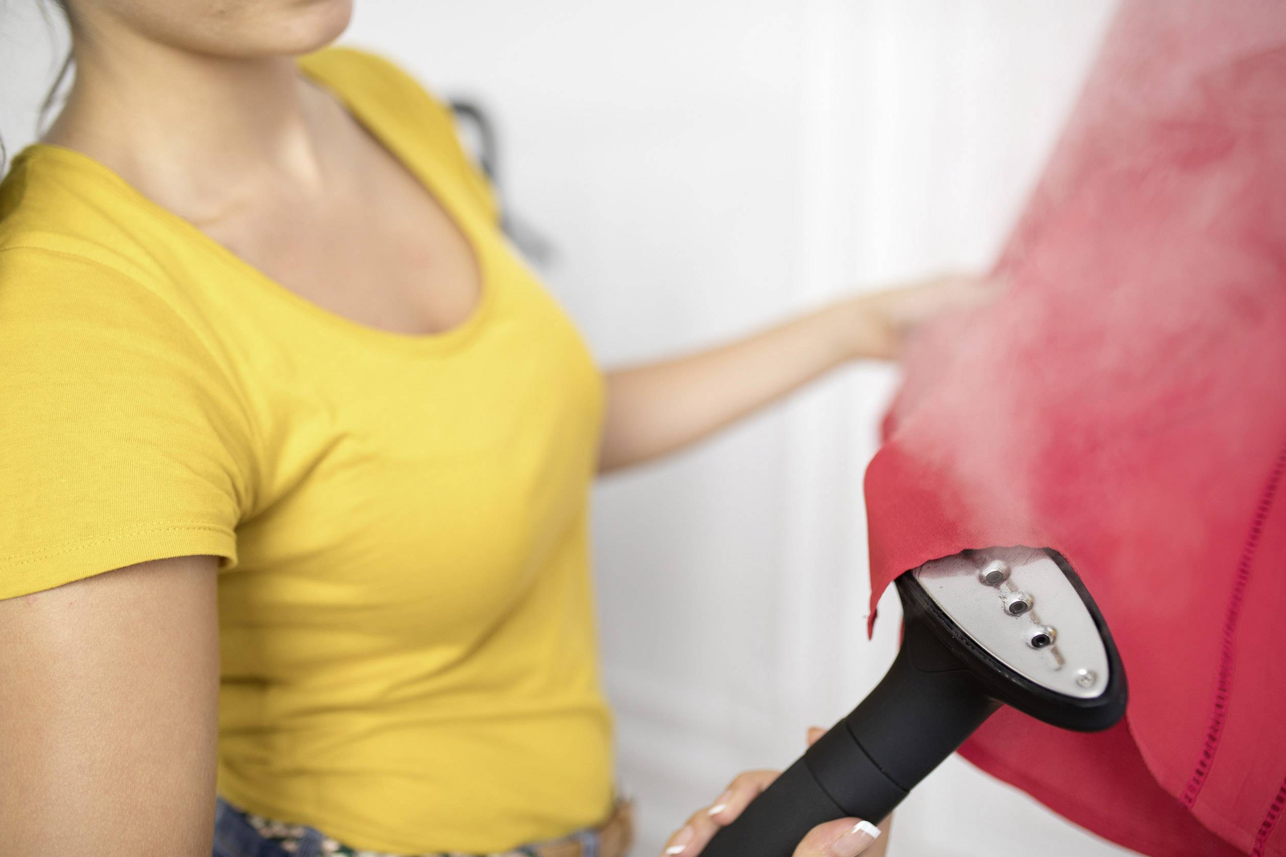 SteamOne Stilys ST70SB Dampfglätter 2000W Schwarz