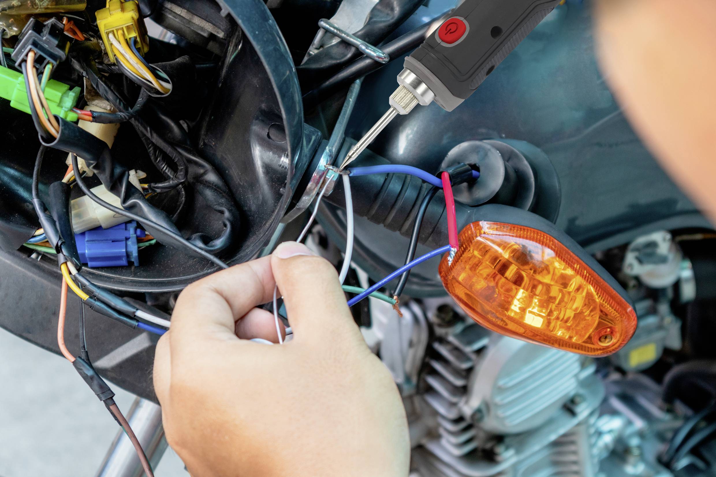 Basetech LWK-300 Lötkolben-Set 4 V 7 W 300 °C (max)