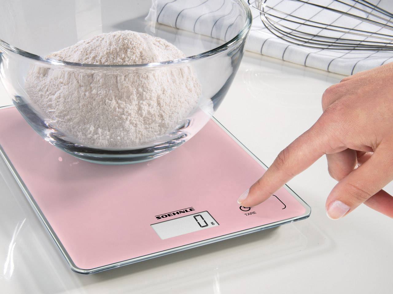 Soehnle KWD Page Compact 300 Delicate Rosé Digitale Küchenwaage mit Wandbefestigung Wägebereich (max.)=5 kg Rosa