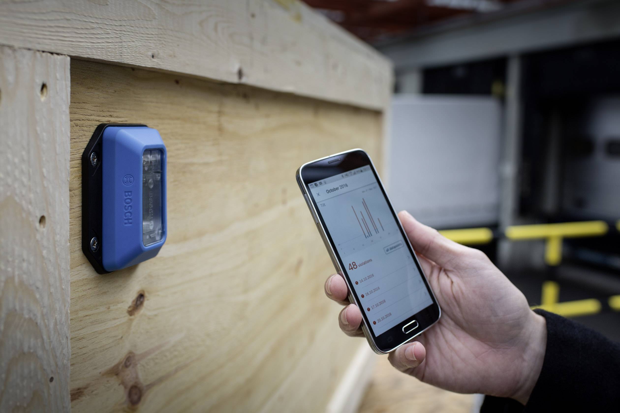 Bosch Connected Devices and Solutions Temperatur-/Feuchtigkeitssensor Transport Data Logger TDL110