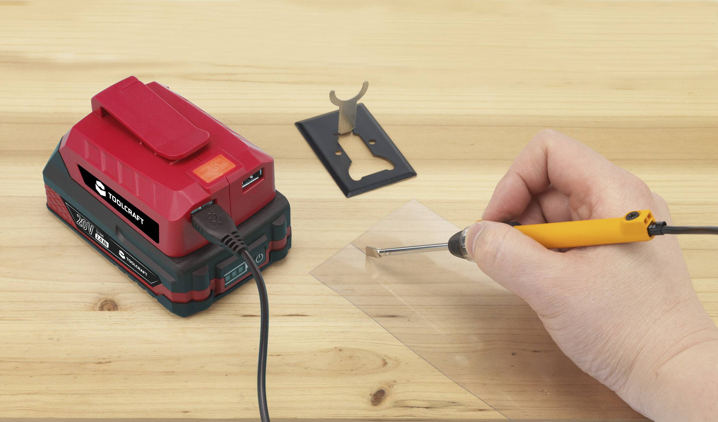 TOOLCRAFT SGA-010 / TAWB-200 Adapter 10W 2x USB-A Innenbereich