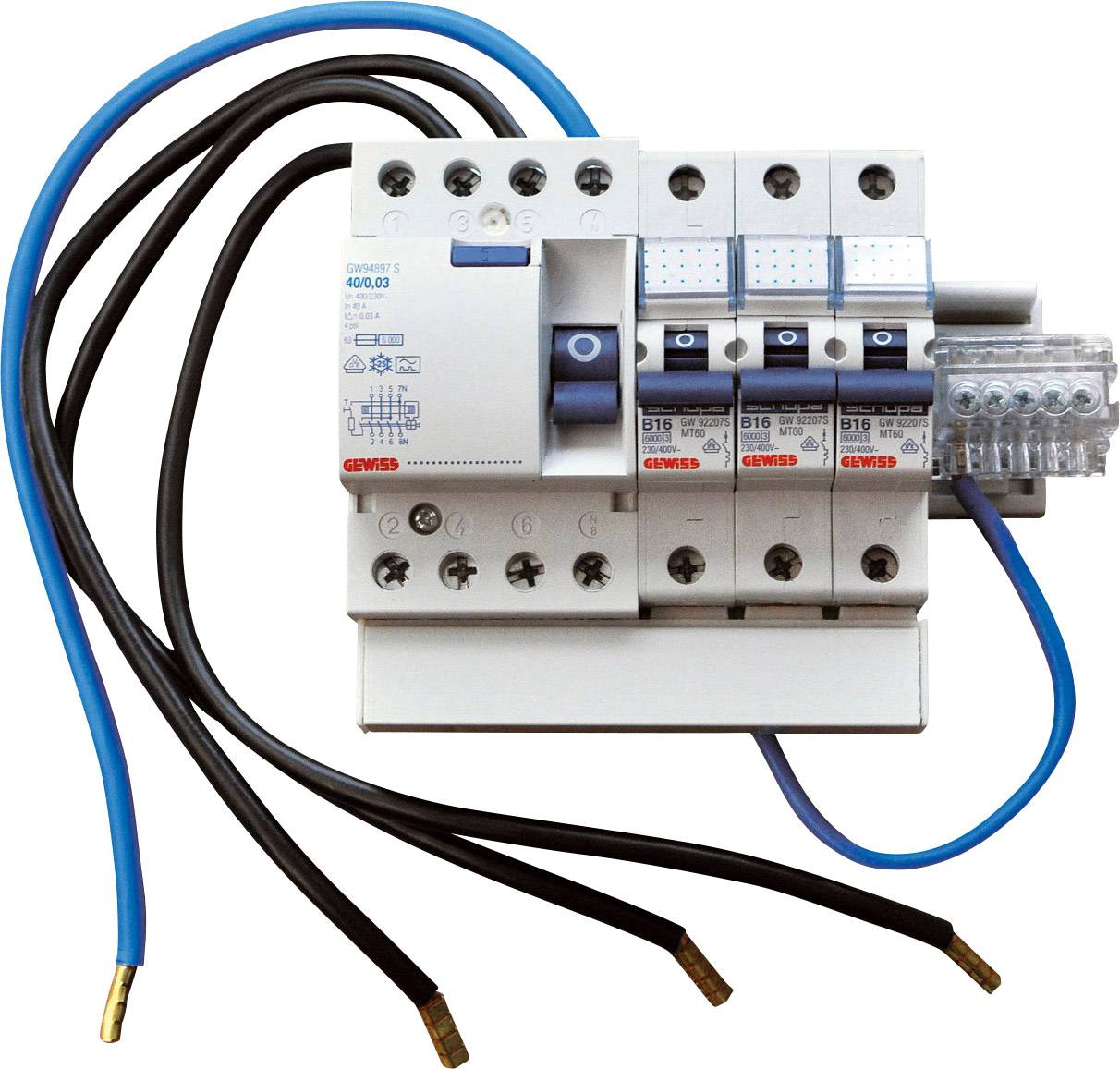 Ein elektrischer Leitungsschutzschalter mit blauen und schwarzen Kabeln, eingesetzt zur Sicherheit und Überlastschutz in Elektroinstallationen.