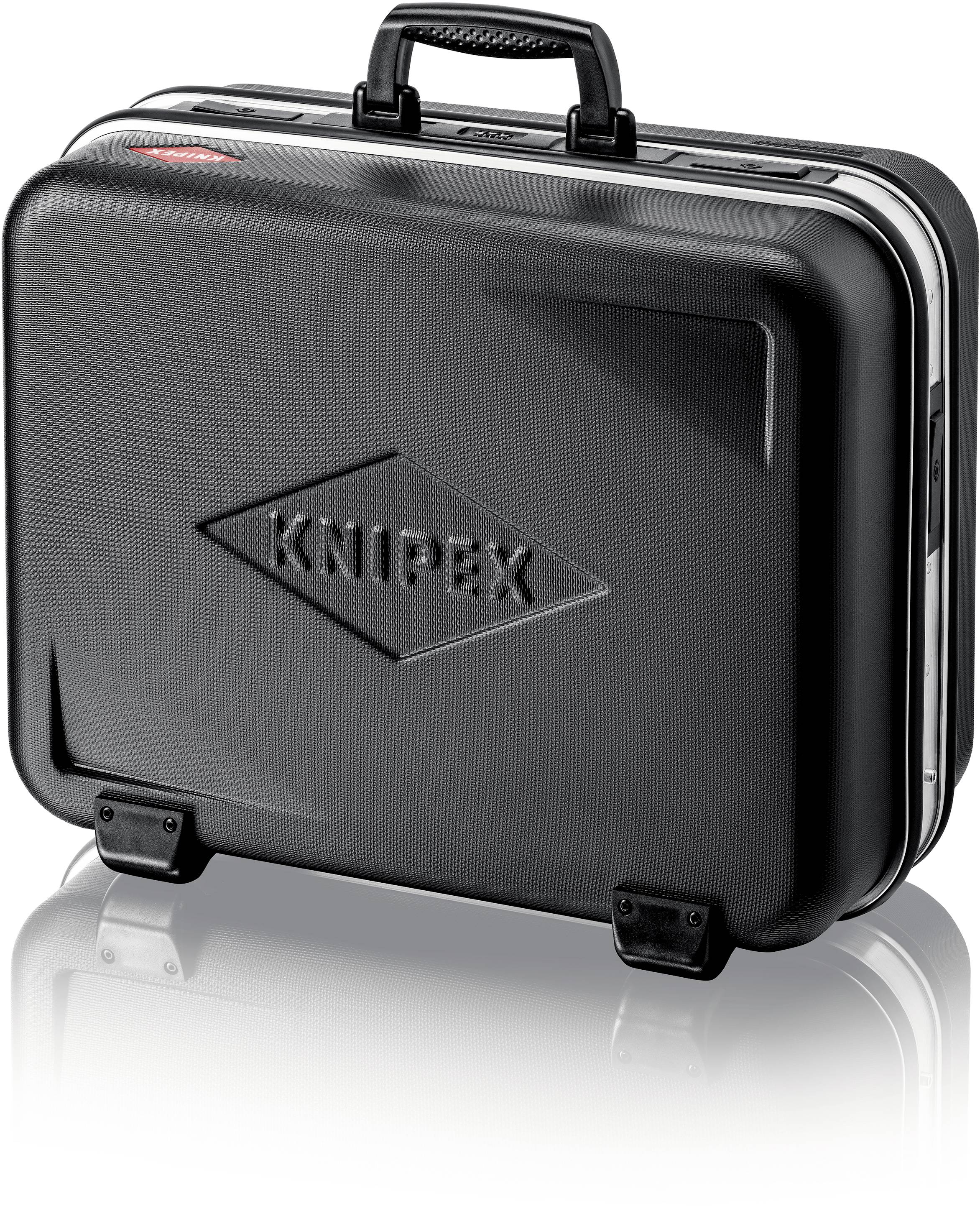 Ein schwarzer Werkzeugkoffer mit dem Logo 'KNIPEX' auf der Vorderseite, stehend auf einer glänzenden Oberfläche.