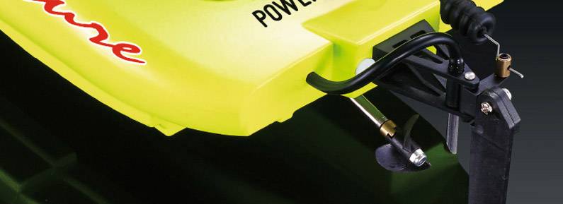 Amewi Rennkatamaran Adventure RC Motorboot RtR 450 mm