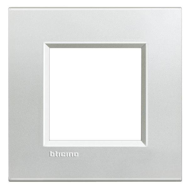 Legrand Rahmen Living&Light Silber LNA4802AG 1St.