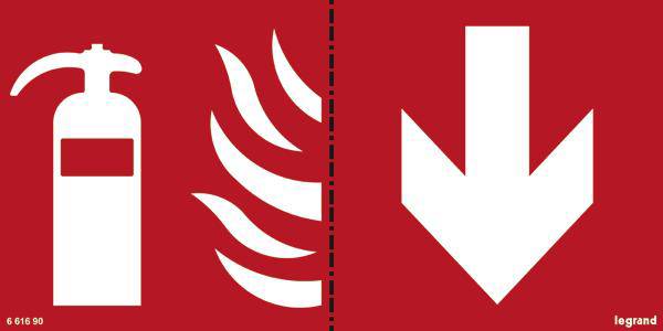 Ein Piktogramm mit Feuerlöscher und Flammen links, Pfeil nach unten rechts. Hinweis auf Feuerlöscherort und Fluchtweg.