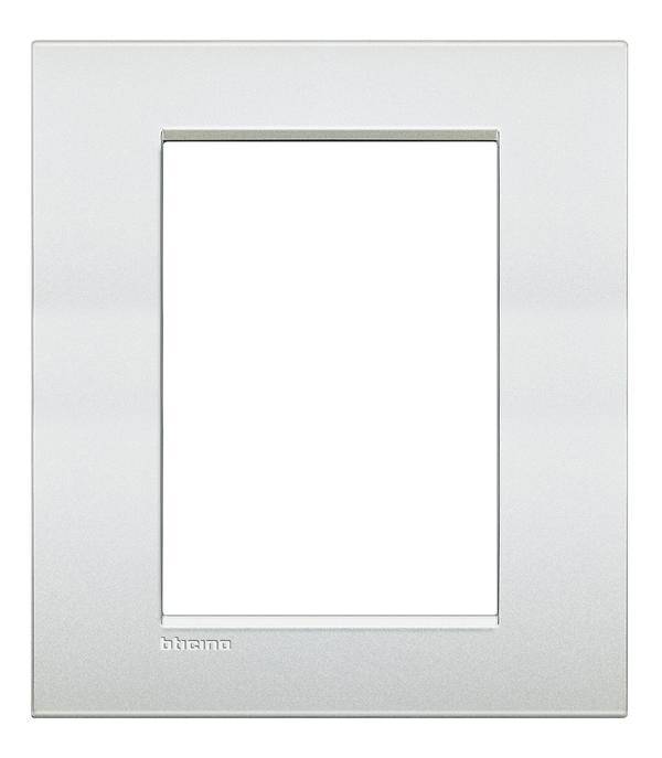 Legrand Rahmen Living&Light Weiß LNC4826PR 1St.